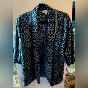Woman’s Cardigan Animal Print